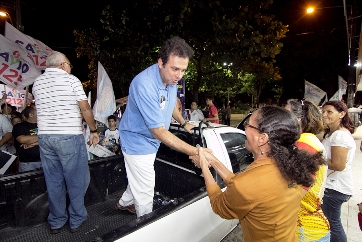 Movimento Dos Sem Teto Oficializa Apoio A Carlos Eduardo Robson